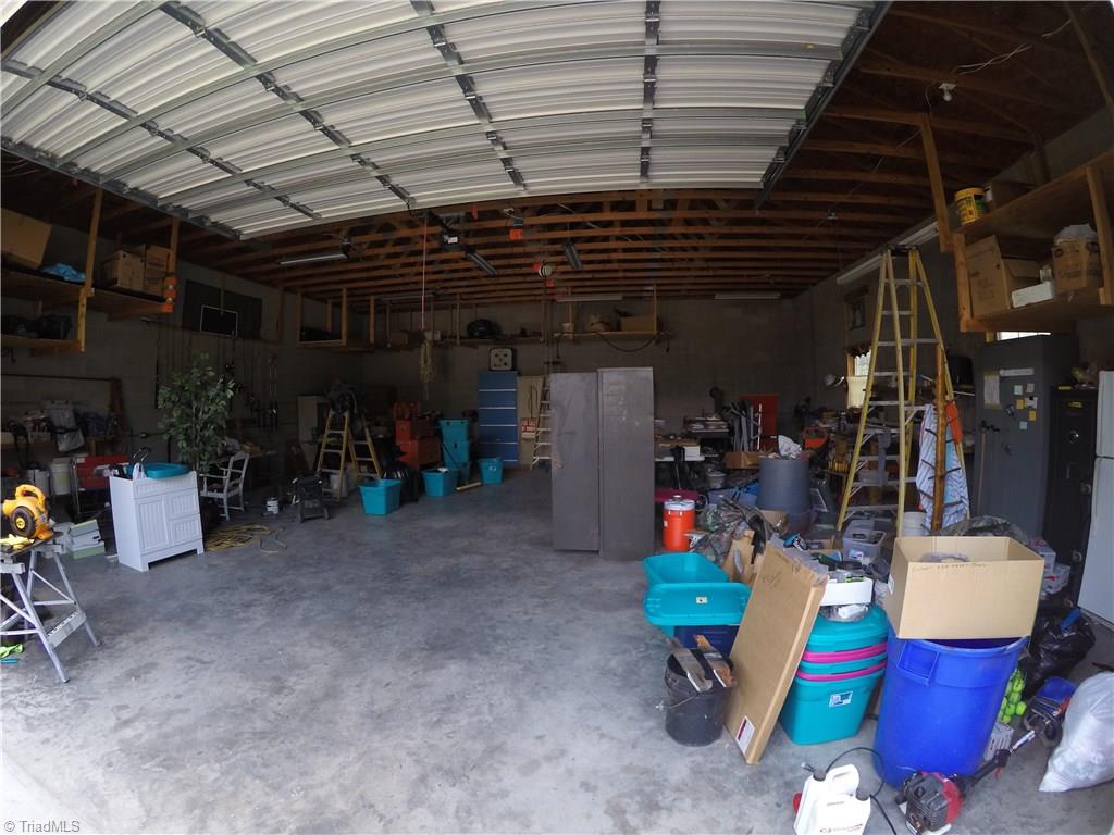 5824 Drake Road Greensboro, NC 27406 - Photo 18 of 28 Gallery Image 18