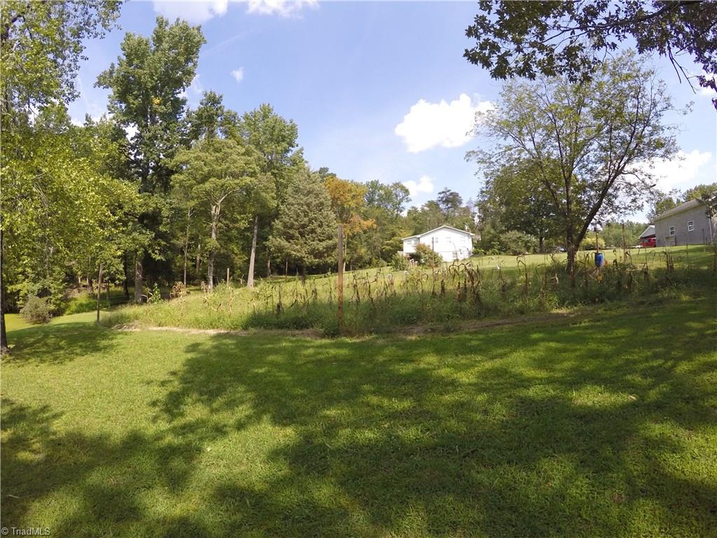 5824 Drake Road Greensboro, NC 27406 - Photo 21 of 28 Gallery Image 21