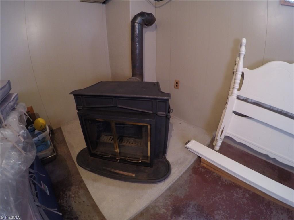 5824 Drake Road Greensboro, NC 27406 - Photo 27 of 28 Gallery Image 27
