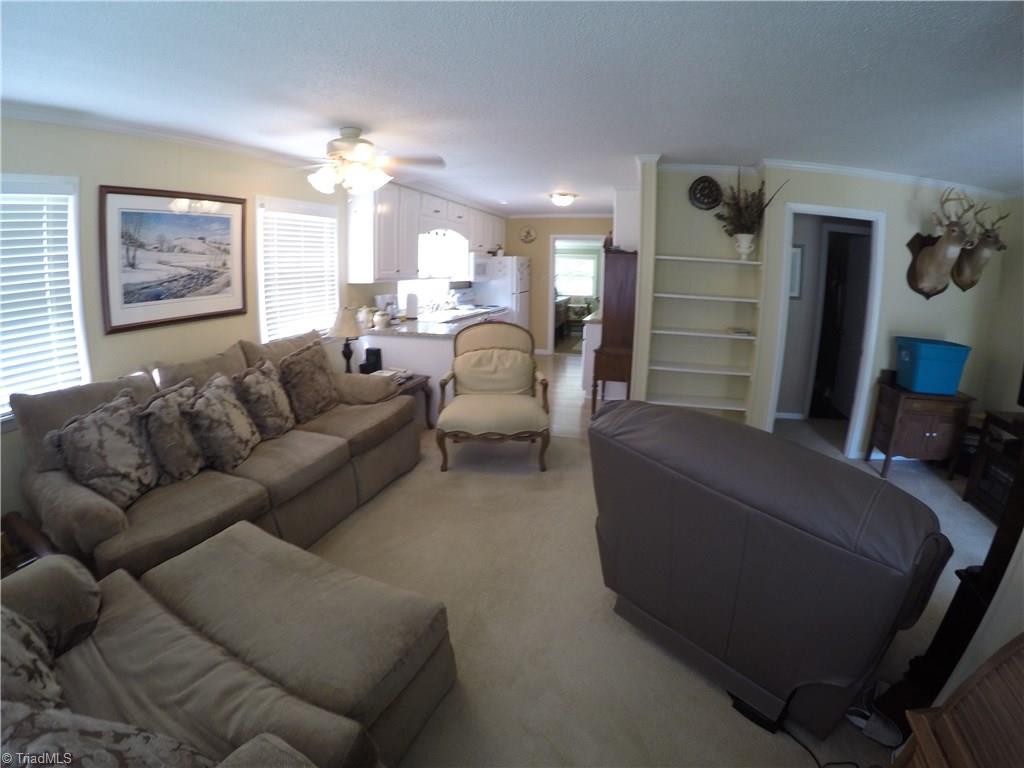 5824 Drake Road Greensboro, NC 27406 - Photo 4 of 28 Gallery Image 4