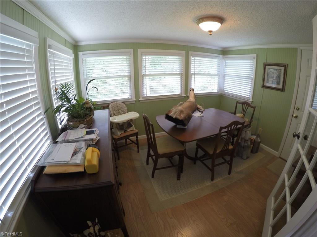5824 Drake Road Greensboro, NC 27406 - Photo 9 of 28 Gallery Image 9