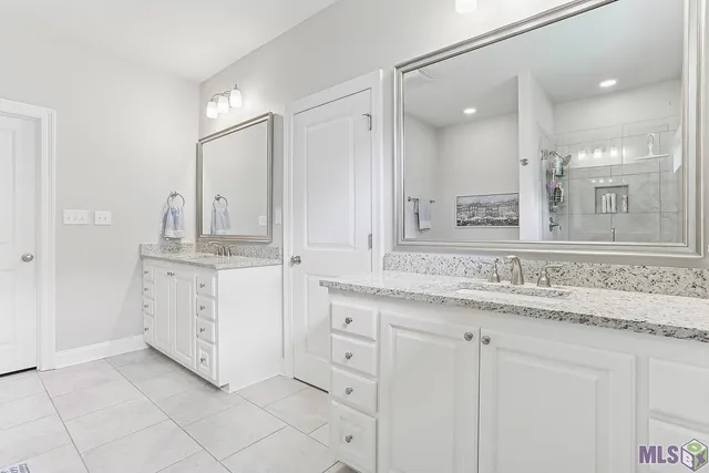 $353,000 | 16035 Greycliff Avenue, Pride, LA 70770