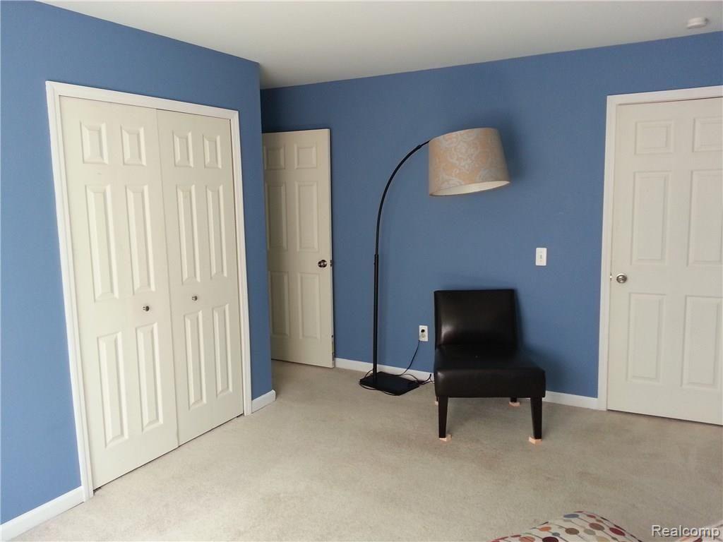 1958 Rector Court Canton, MI 48188 - Photo 17 of 29 20170909_151458.jpg