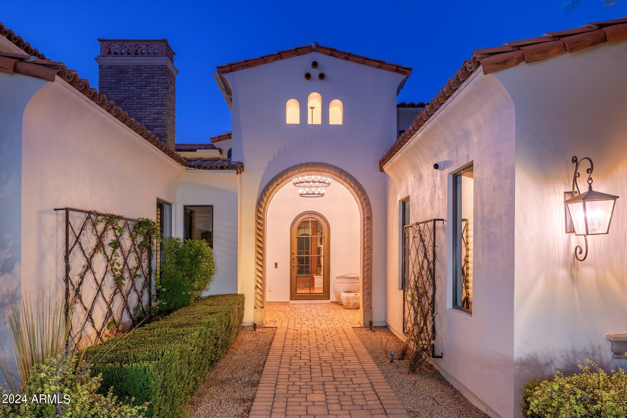 6630 East Stallion Road Paradise Valley, AZ 85253 - Photo 13 of 130 6630 E Stallion Rd - 110
