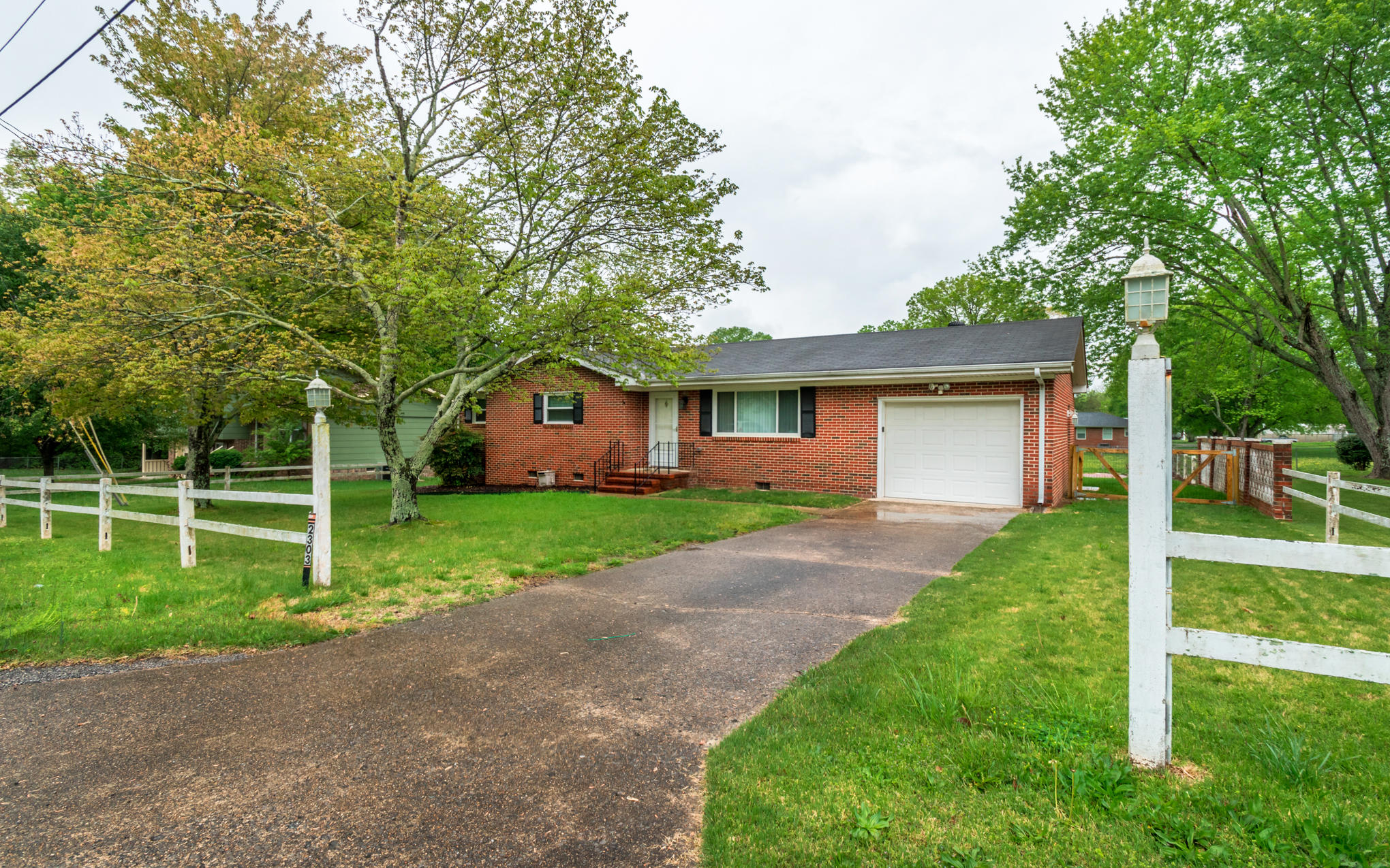 2303 Ranch Hills Road Chattanooga, TN 37421 - Photo 3 of 24 _DSC0196
