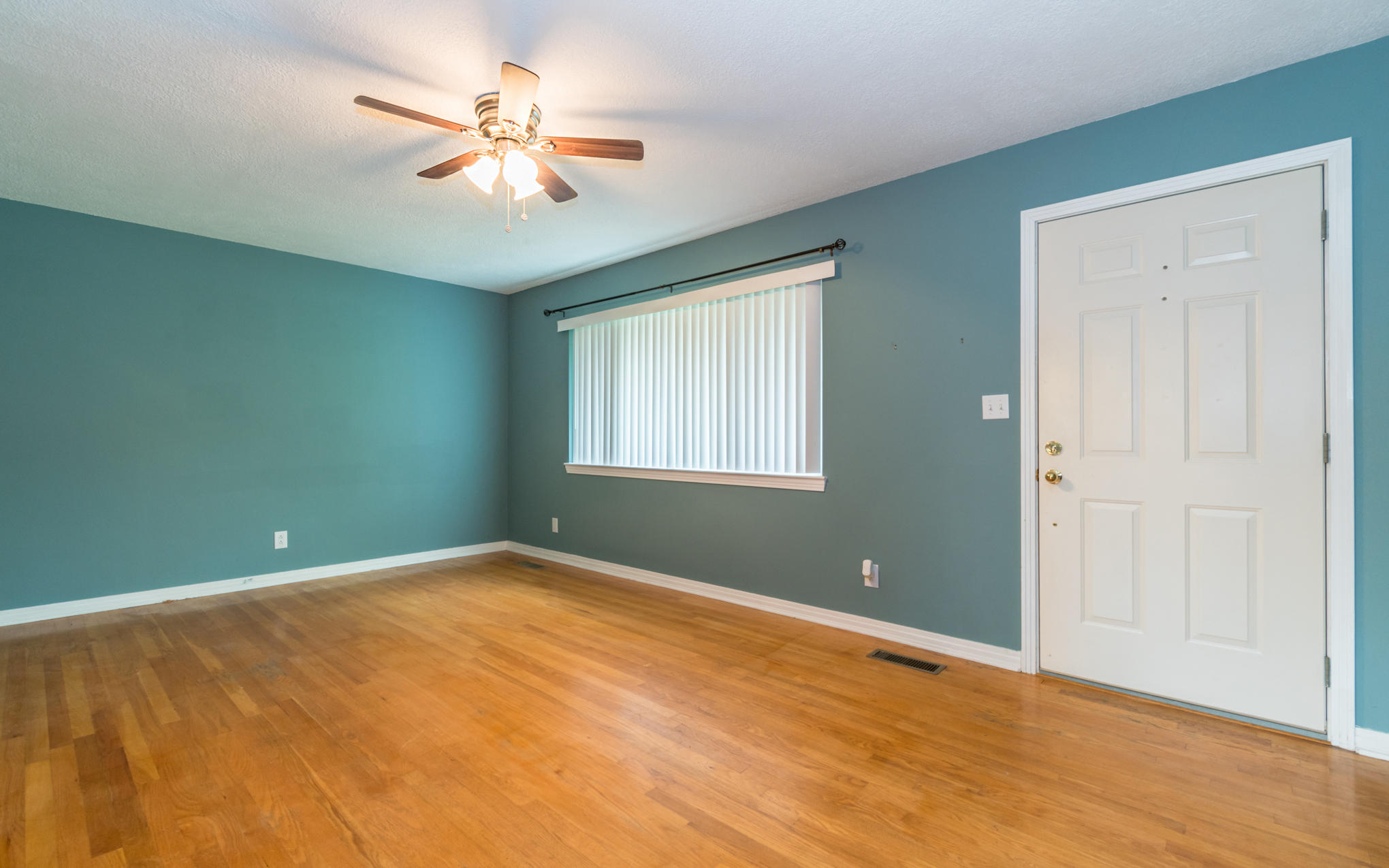 2303 Ranch Hills Road Chattanooga, TN 37421 - Photo 4 of 24 _DSC0204