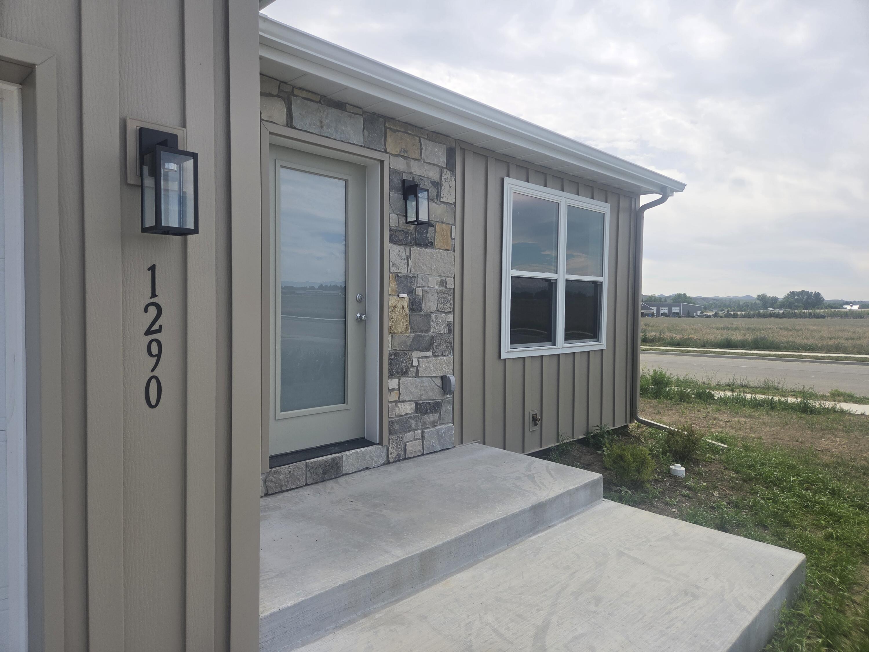 1290 Edelman Loop Sheridan, WY 82801 - Photo 3 of 16 1000016058