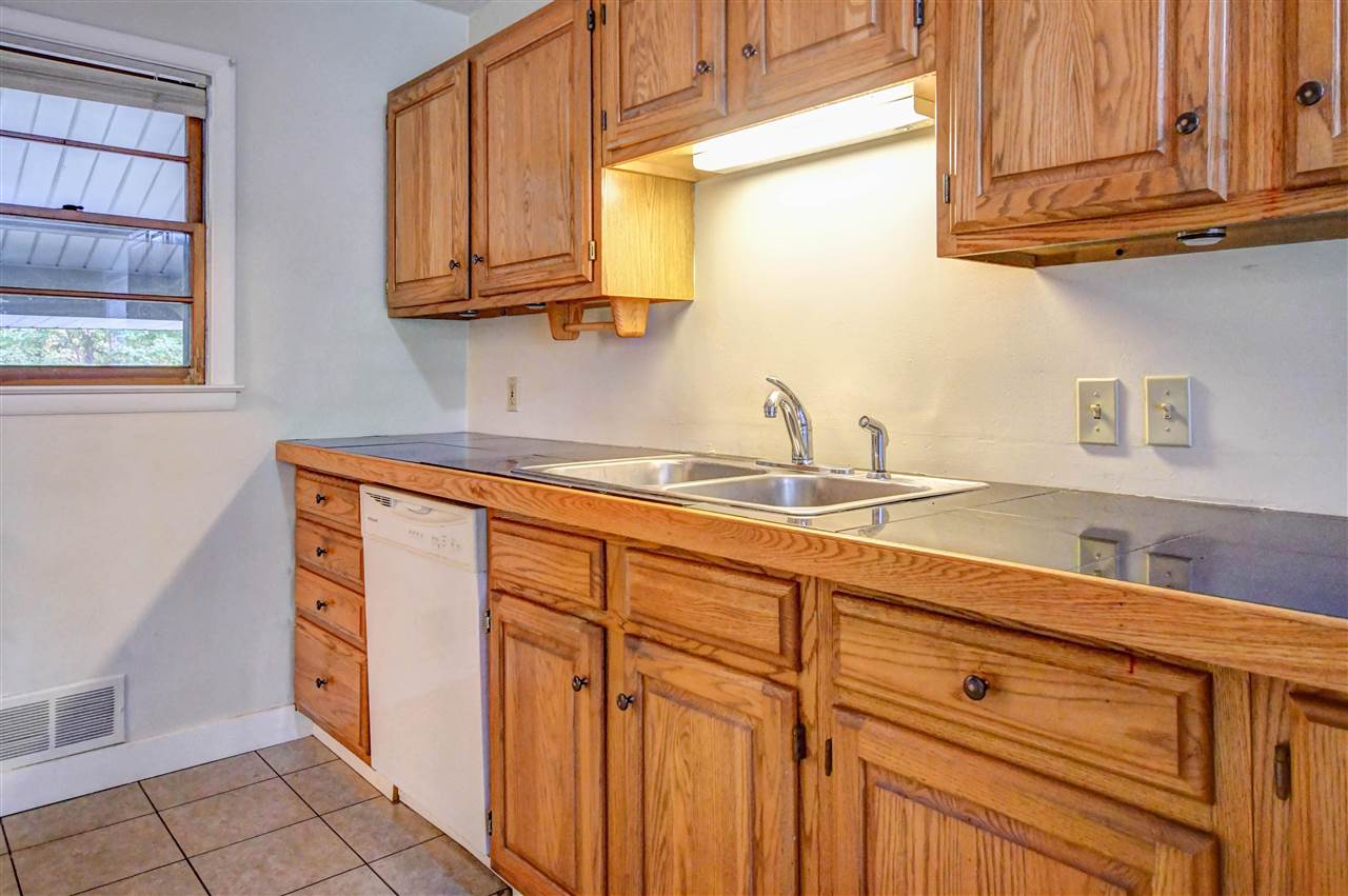 1125 Anderson Road Traverse City, MI 49686 - Photo 8 of 28 1894179-7.JPG