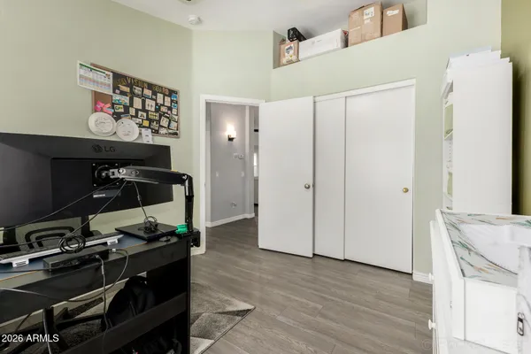 $2,100 | 10420 West Reade Avenue, Glendale, AZ 85307