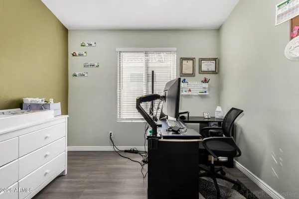 $2,100 | 10420 West Reade Avenue, Glendale, AZ 85307