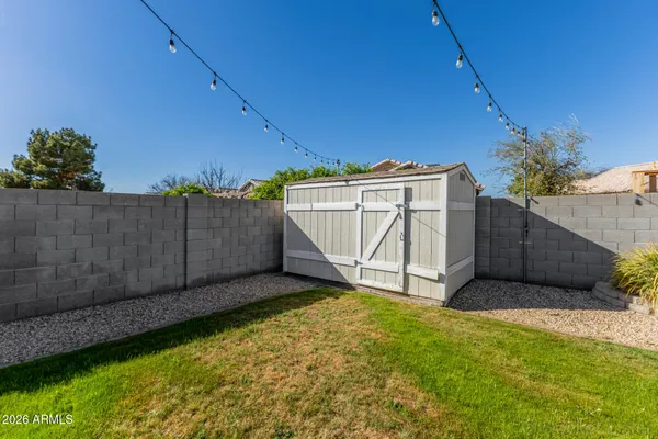 $2,100 | 10420 West Reade Avenue, Glendale, AZ 85307