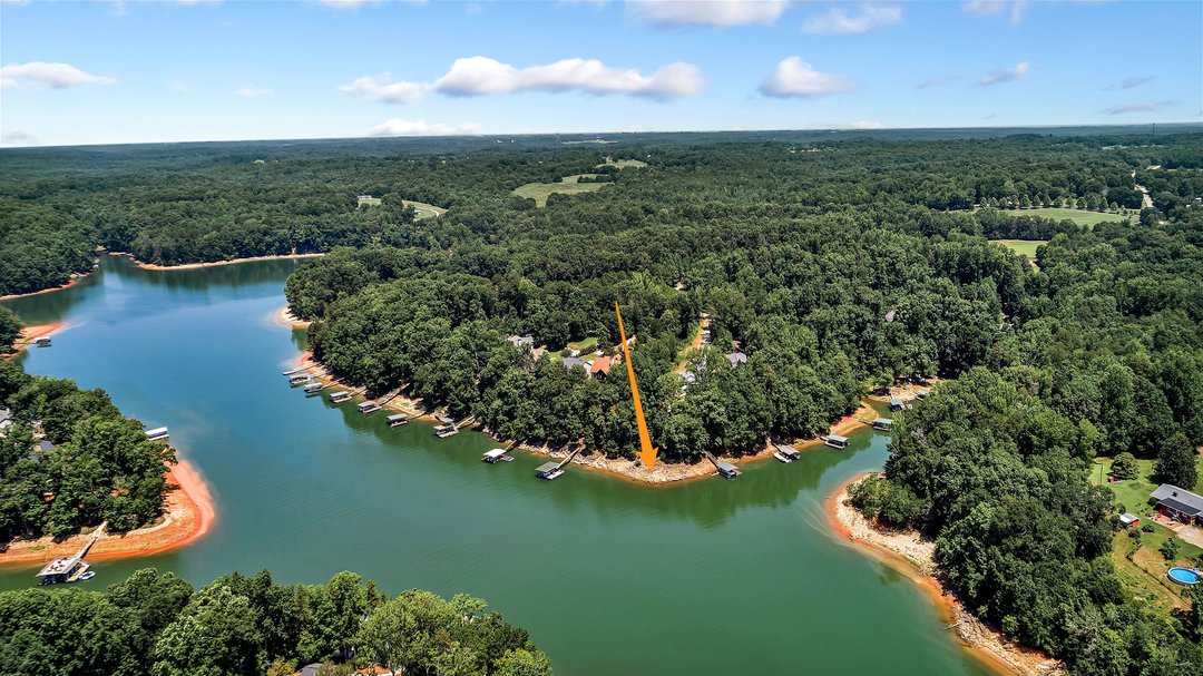 0 Coves End Point, Unit LOT 7 Seneca, SC 29678 - Photo 1 of 8