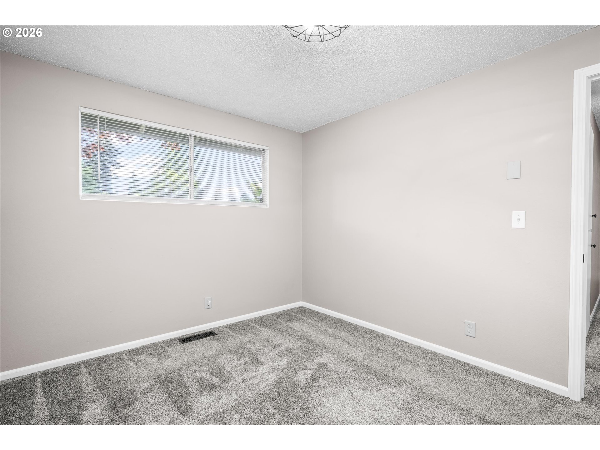 4173 Shannon Street Eugene, OR 97404 - Photo 17 of 34 Bedroom