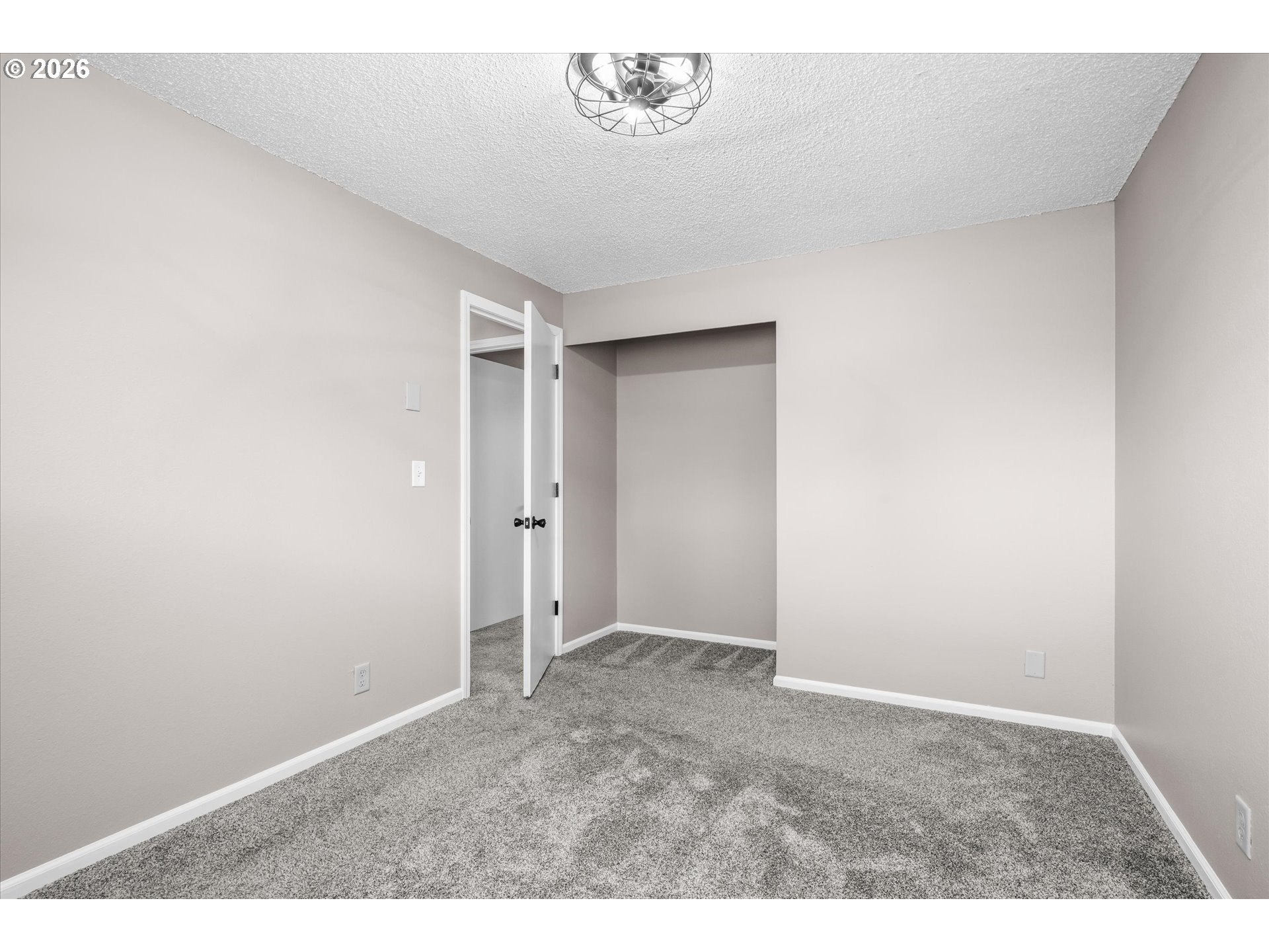 4173 Shannon Street Eugene, OR 97404 - Photo 18 of 34 Bedroom