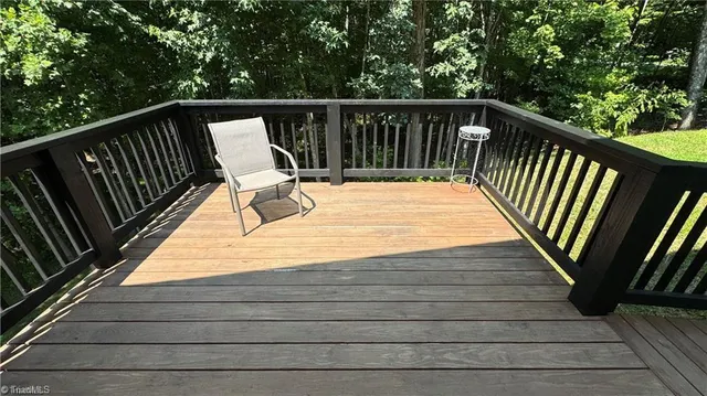 $2,200 | 148 Buena Vista Drive, Pilot Mountain, NC 27041