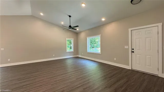 $2,200 | 148 Buena Vista Drive, Pilot Mountain, NC 27041