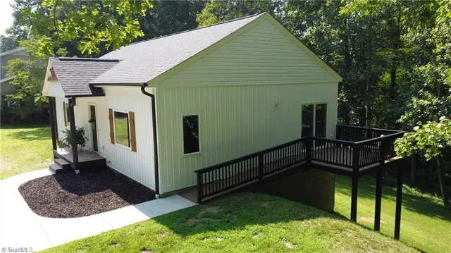 $2,200 | 148 Buena Vista Drive, Pilot Mountain, NC 27041