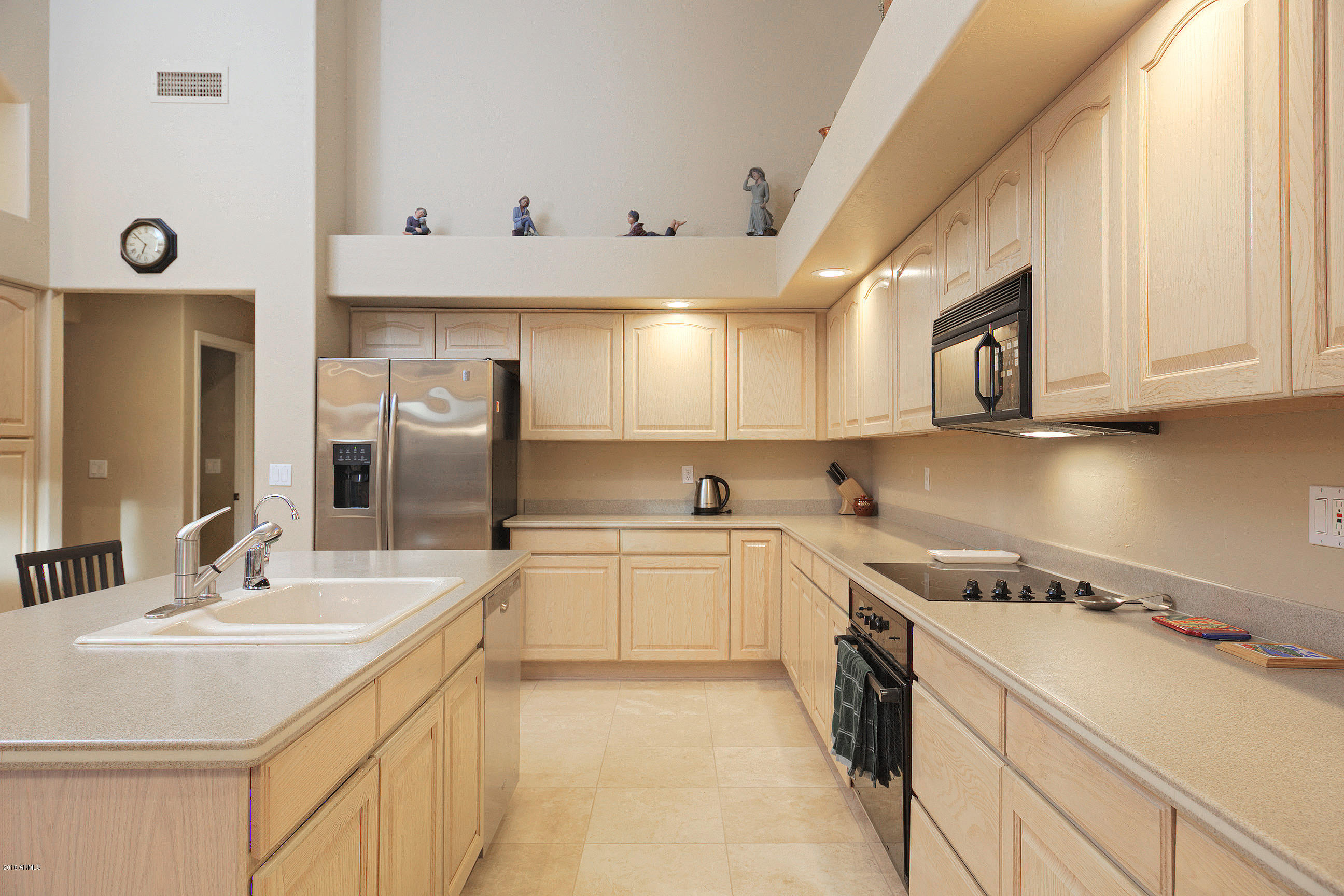 4610 East Hearn Road Phoenix, AZ 85032 - Photo 8 of 31 4610EHearn011