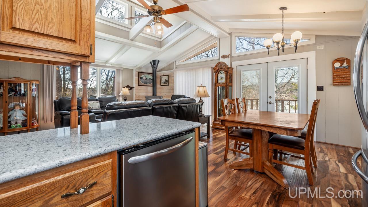 3787 Lake Ellwood Road Florence, WI 54121 - Photo 9 of 37