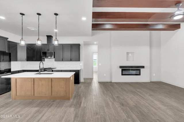 $352,275 | 1417 Kalahari Desert Drive, Chaparral, NM 88081