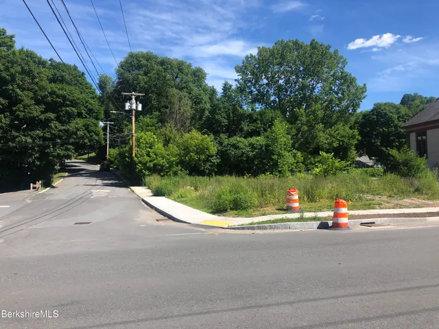 $150,000 | 50 Commercial Street, Adams, MA 01220