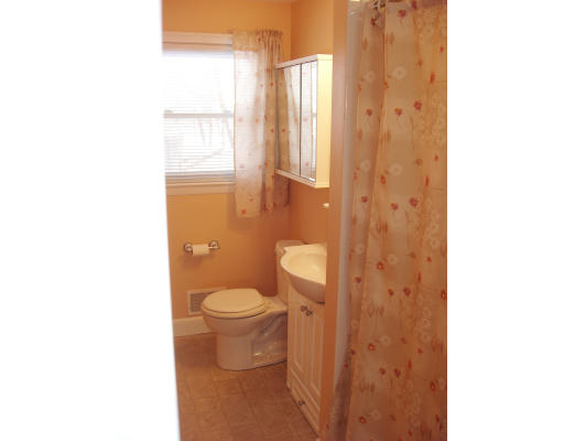 36 Dean Road Wayland, MA 01778 - Photo 16 of 24 Gallery Image 16