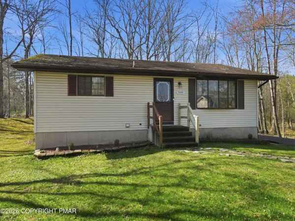 $215,000 | 5040 Pine Ridge Road, East Stroudsburg, PA 18302