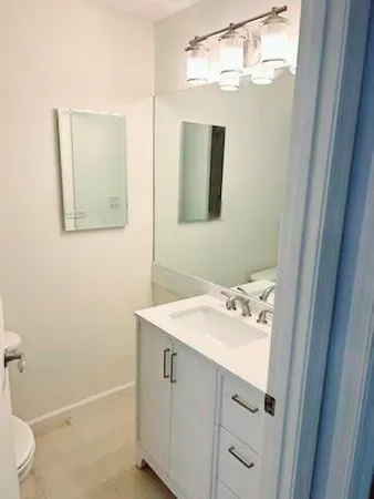 $2,095 | 1050 Crystal Way, Unit K, Delray Beach, FL 33444