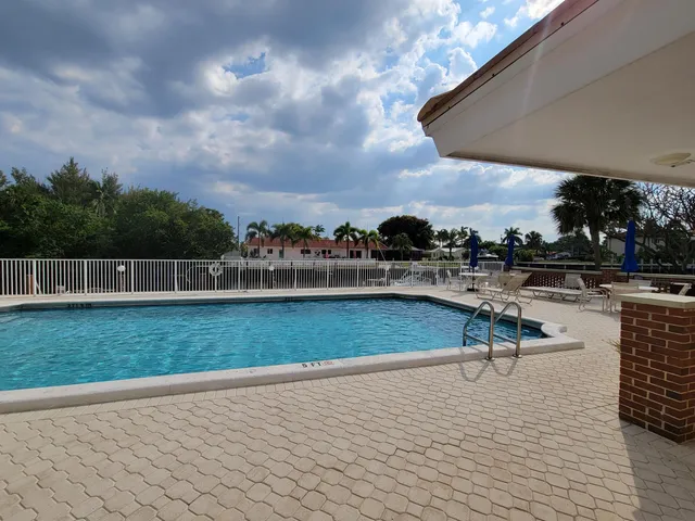 $1,799 | 1340 Northeast 28th Avenue, Unit 137, Pompano Beach, FL 33062