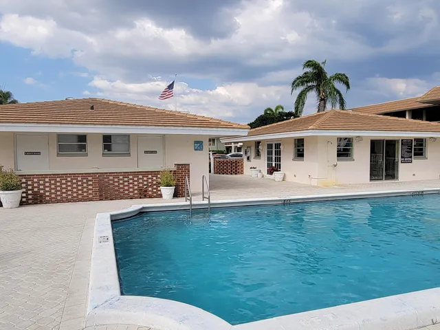 $1,799 | 1340 Northeast 28th Avenue, Unit 137, Pompano Beach, FL 33062