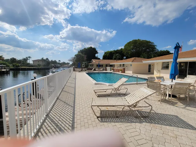 $1,799 | 1340 Northeast 28th Avenue, Unit 137, Pompano Beach, FL 33062