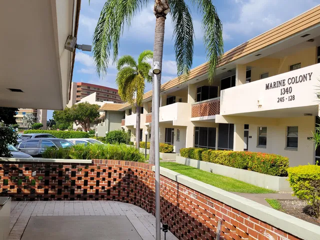 $1,799 | 1340 Northeast 28th Avenue, Unit 137, Pompano Beach, FL 33062