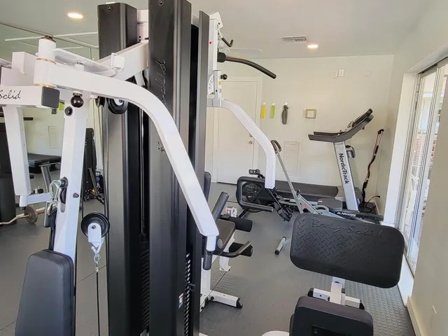 $1,799 | 1340 Northeast 28th Avenue, Unit 137, Pompano Beach, FL 33062