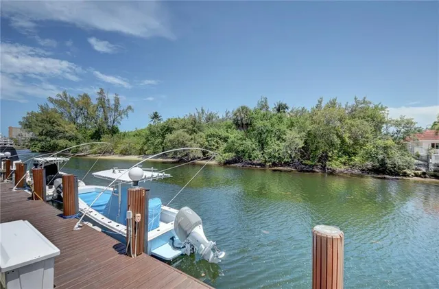 $1,799 | 1340 Northeast 28th Avenue, Unit 137, Pompano Beach, FL 33062