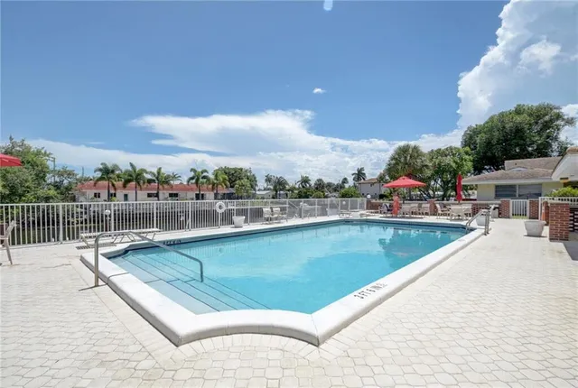 $1,799 | 1340 Northeast 28th Avenue, Unit 137, Pompano Beach, FL 33062