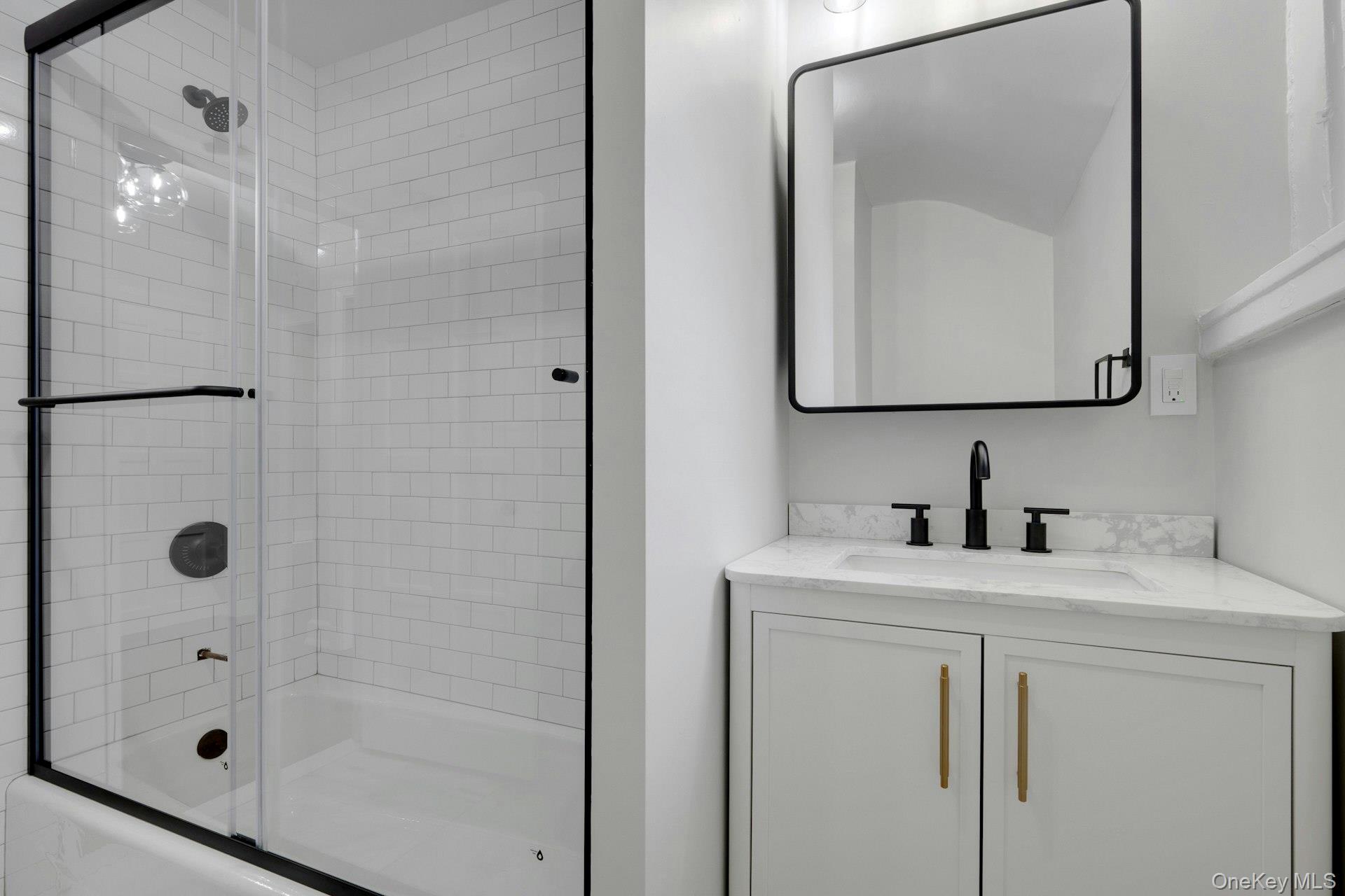 64 Kensington Road Bronxville, NY 10708 - Photo 17 of 22 Gallery Image 17