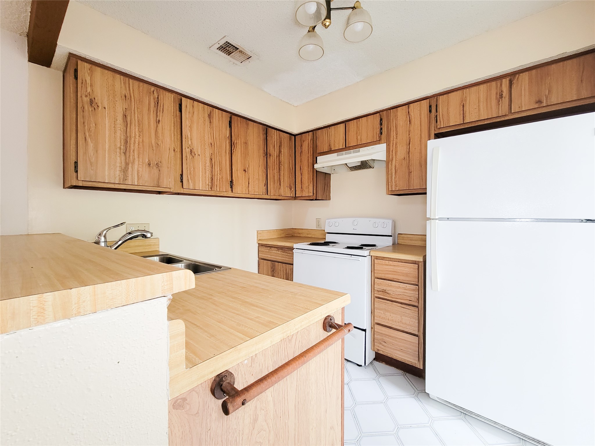 3020 Windchase Boulevard Houston, TX 77082 - Photo 10 of 39