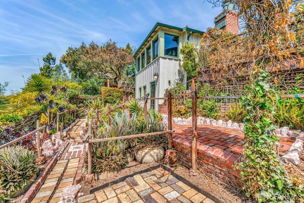 140 Bret Harte Road Berkeley, CA 94708 - Photo 54 of 94 a view of a back yard