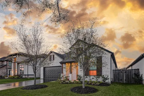 $525,000 | 30246 Gold Finch Place, Fulshear, TX 77441