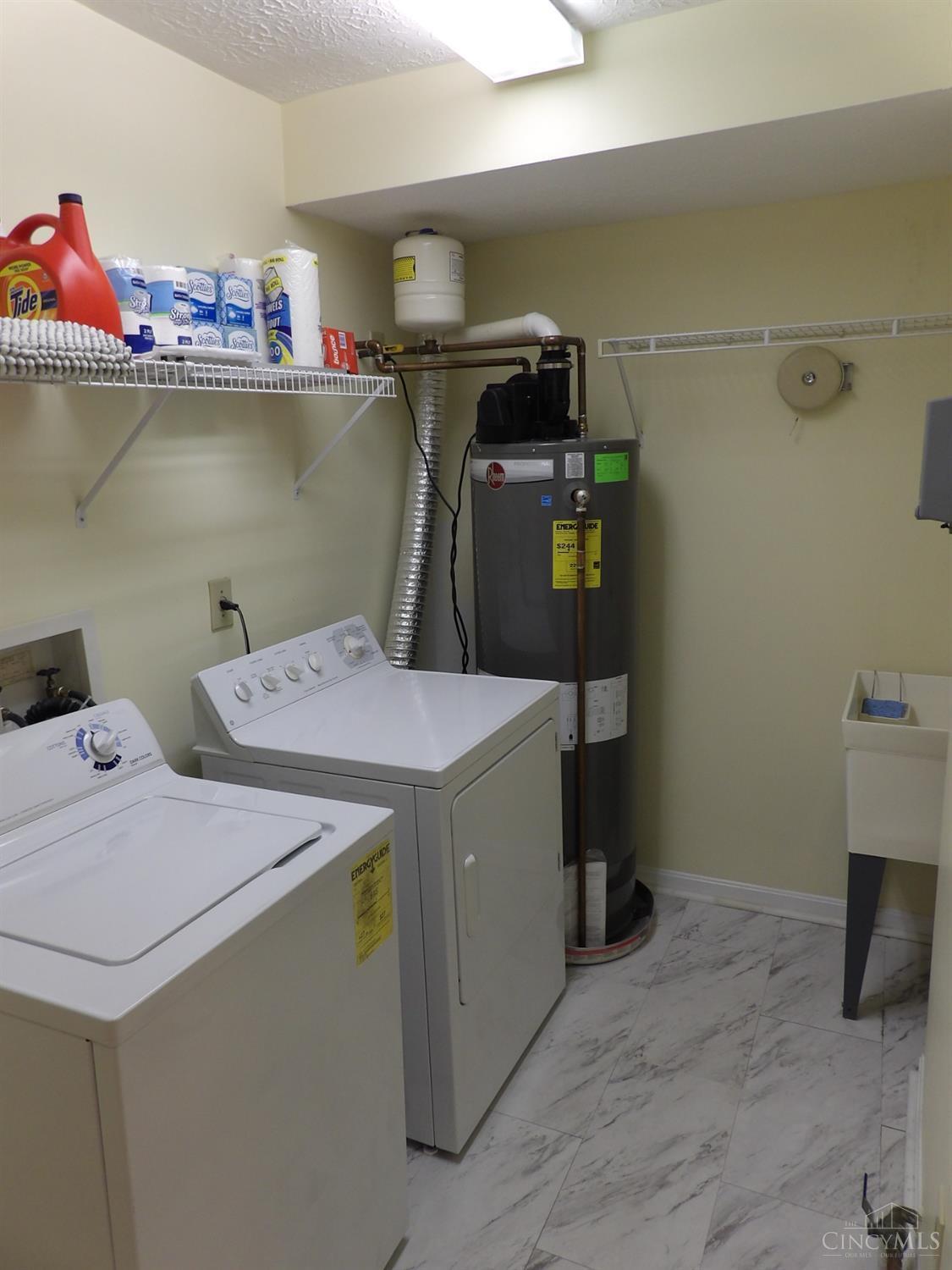 8412 Ridge Pointe Court, Unit 3 Reading, OH 45237 - Photo 12 of 33 Gallery Image 12
