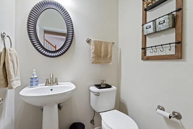 $475,000 | 805 Hamlin Lane, Arlington Heights, IL 60004