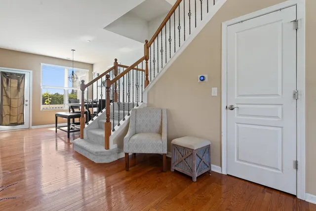 $475,000 | 805 Hamlin Lane, Arlington Heights, IL 60004