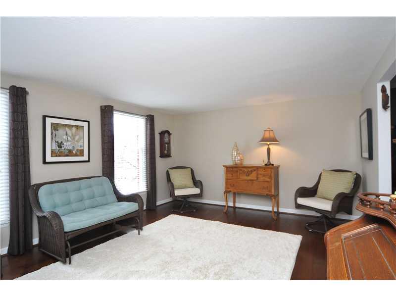 202 Brookside Road Economy, PA 15005 - Photo 3 of 25 Living Room.