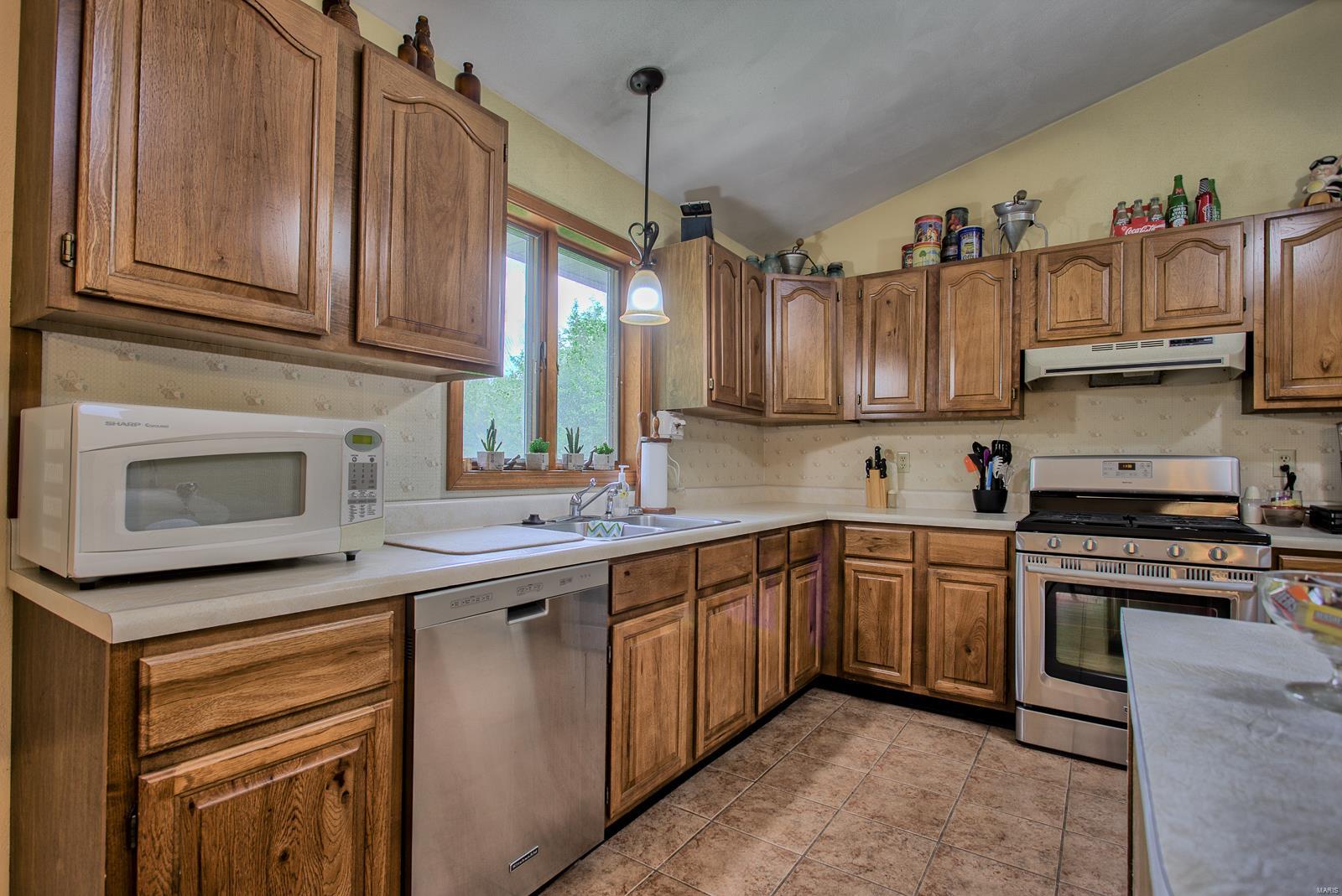 8537 East Kirsch Road Troy, IL 62294 - Photo 20 of 57