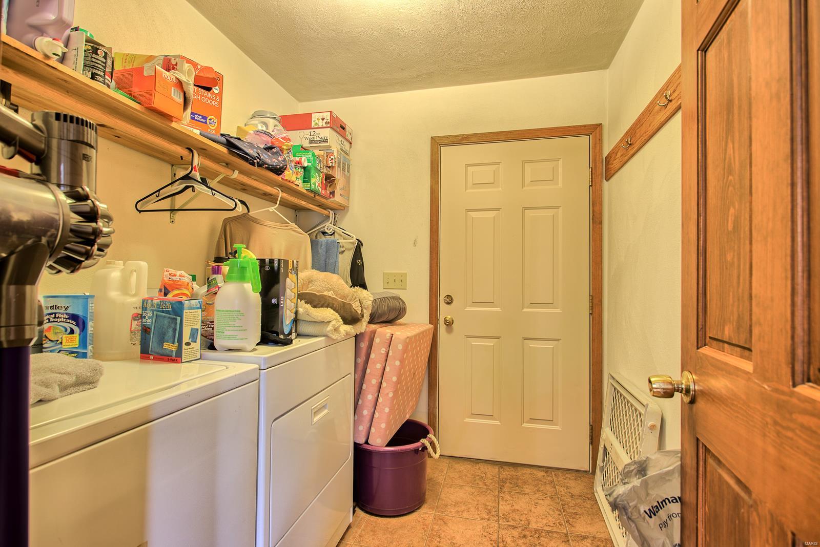 8537 East Kirsch Road Troy, IL 62294 - Photo 24 of 57