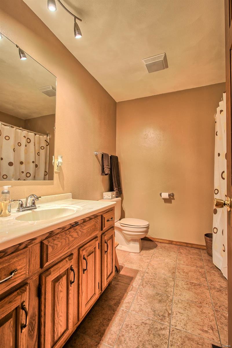 8537 East Kirsch Road Troy, IL 62294 - Photo 32 of 57
