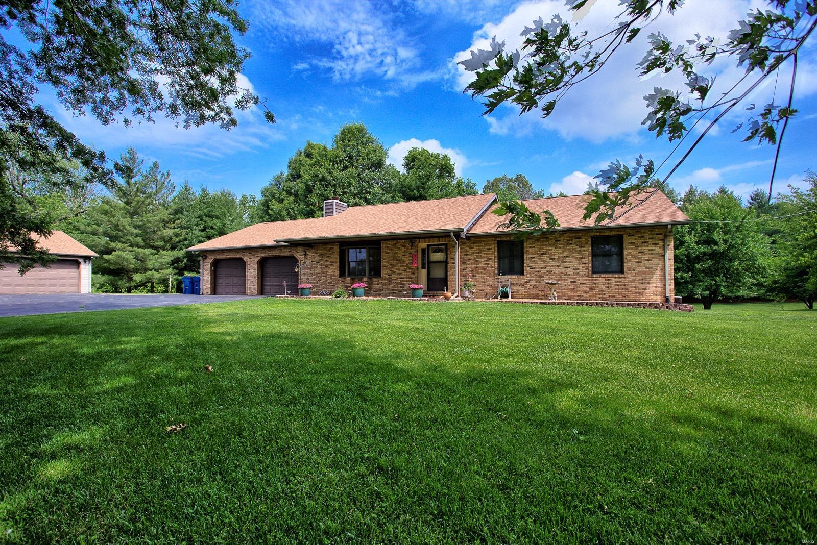 8537 East Kirsch Road Troy, IL 62294 - Photo 44 of 57