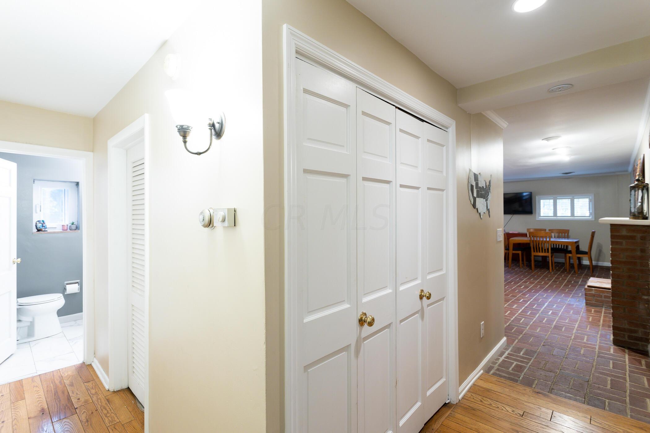 2751 Zollinger Road Columbus, OH 43221 - Photo 28 of 62 2751 Zollinger Rd -67