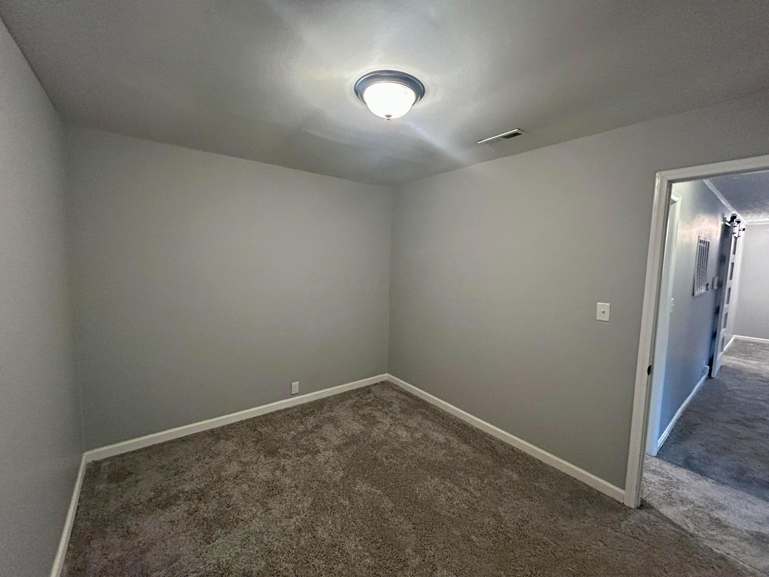 673 Wetmore Road Columbus, OH 43214 - Photo 20 of 43 IMG_6009
