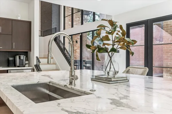 $12,500 | 10 South Briar Hollow Lane, Unit 53, Houston, TX 77027